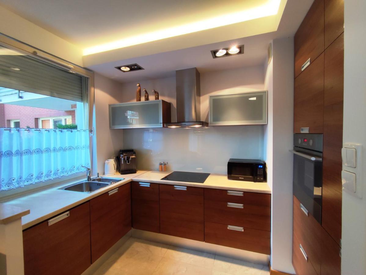 Artus Apartment กดัญสก์ ภายนอก รูปภาพ