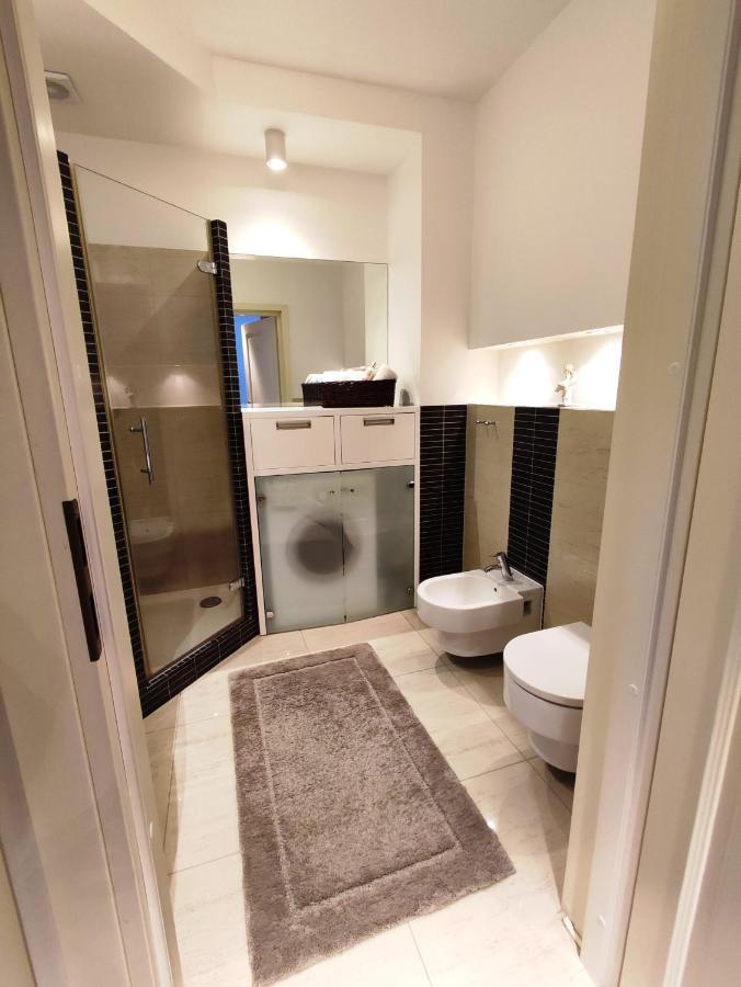 Artus Apartment กดัญสก์ ภายนอก รูปภาพ