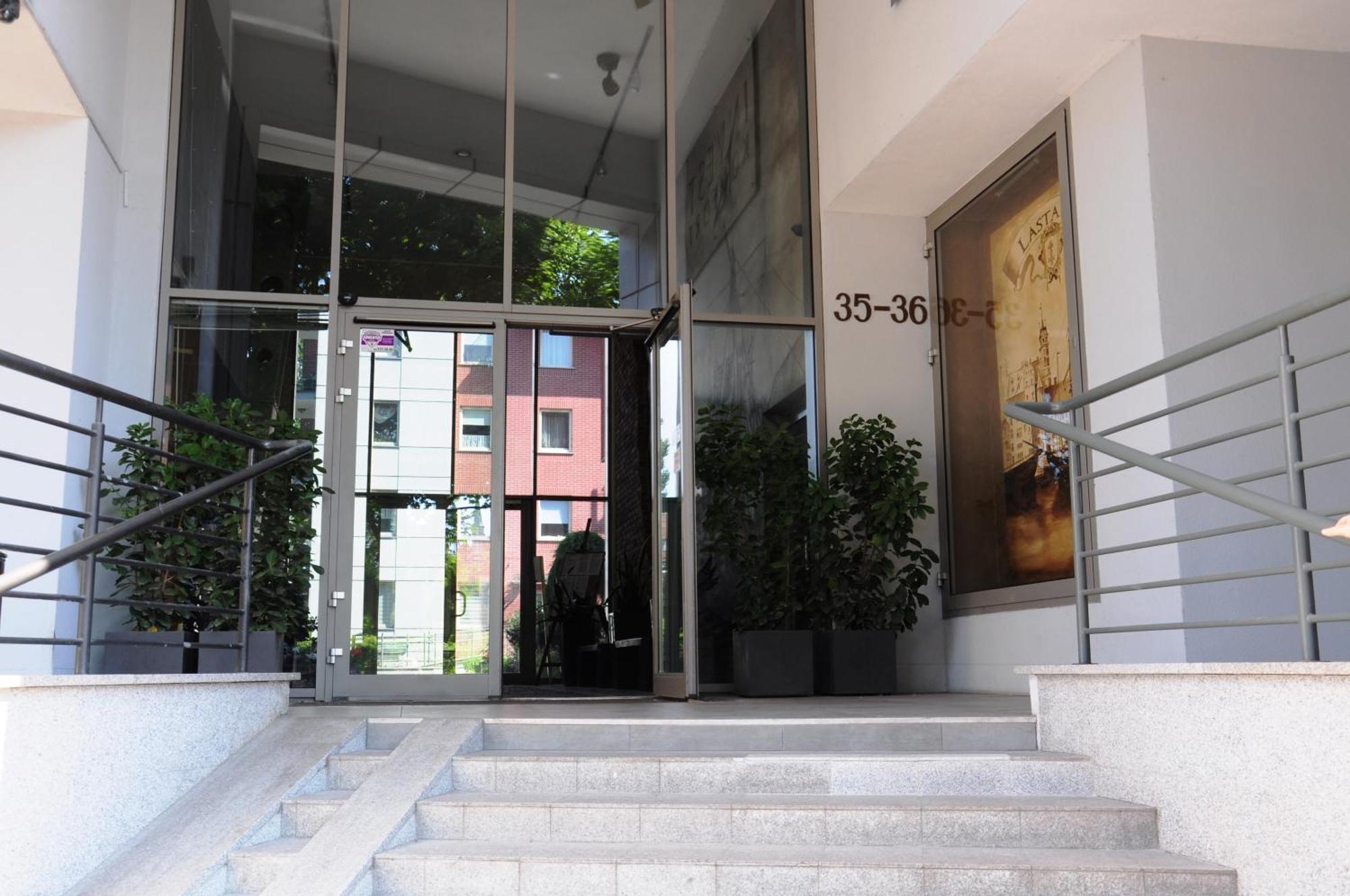 Artus Apartment กดัญสก์ ภายนอก รูปภาพ