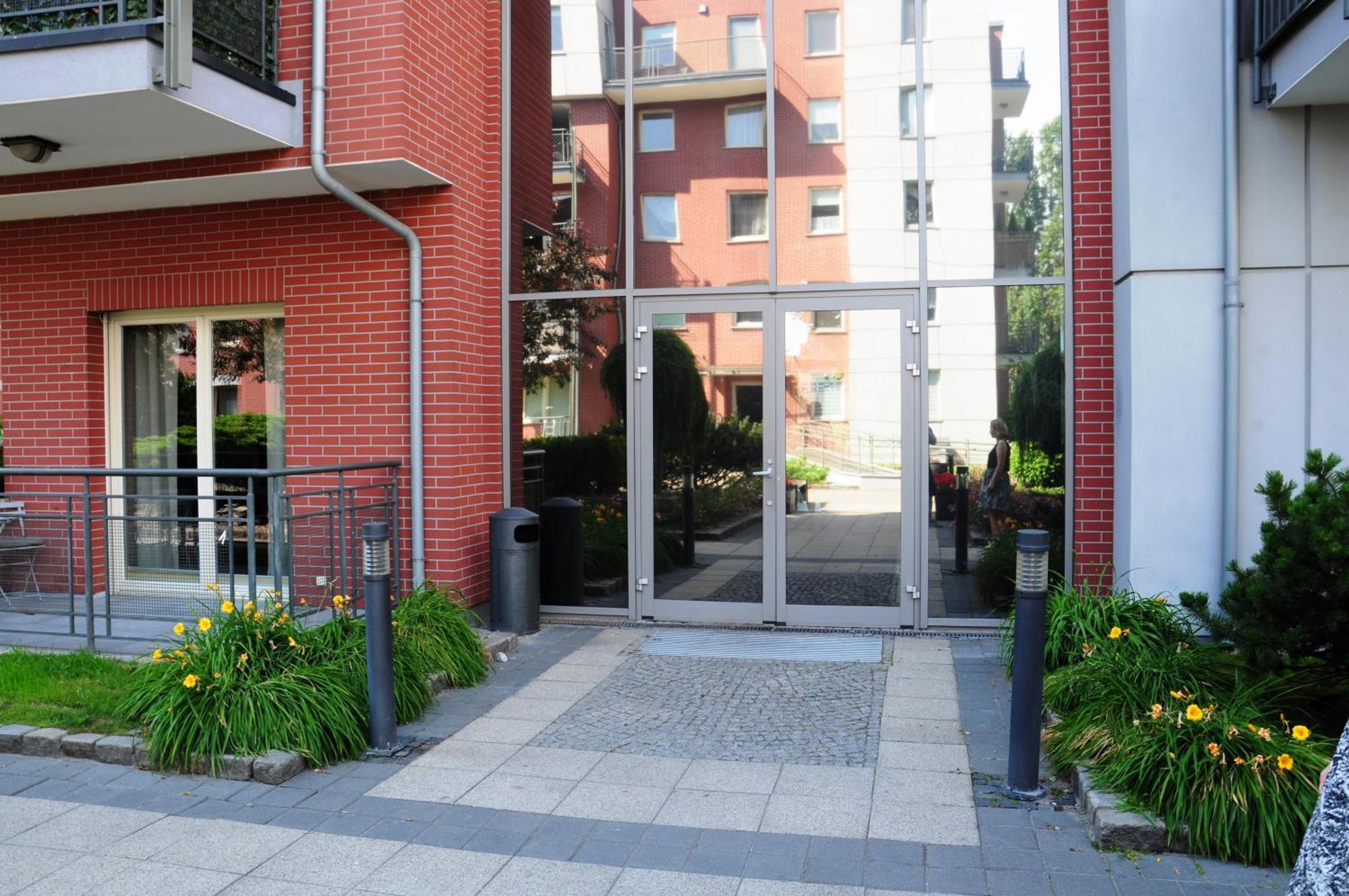 Artus Apartment กดัญสก์ ภายนอก รูปภาพ